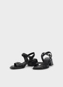VAGABOND Ines Black Sandals