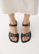 VAGABOND Ines Μαύρα Σανδάλια με Αγκράφα