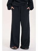 24COLOURS Wide Leg Μαύρη Φόρμα Με Ρίγα