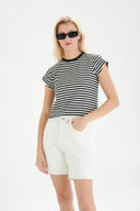 24COLOURS Striped T-Shirt Black and White